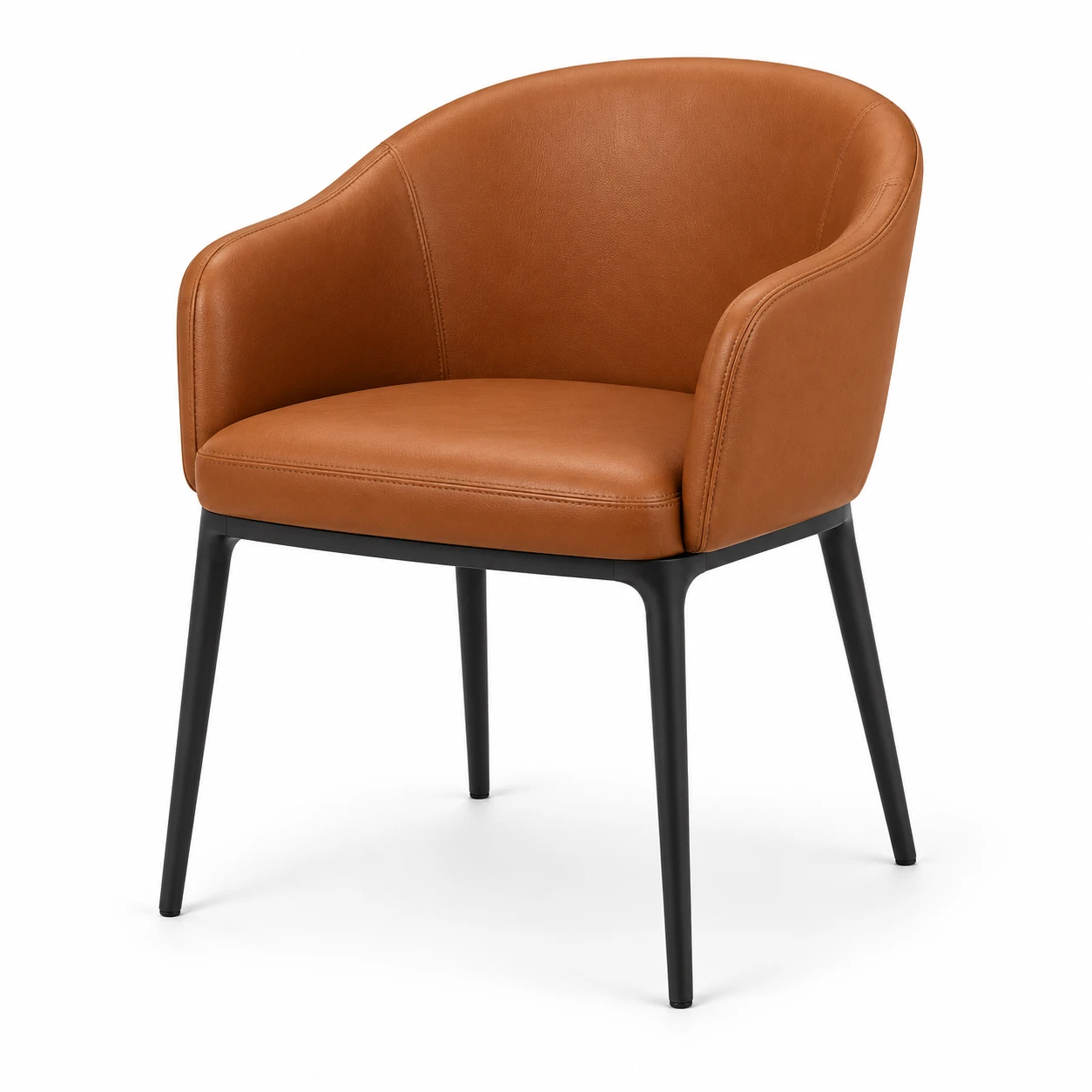 Silla contemporánea de cuero coñac utilizada en la propuesta, sobre fondo blanco
