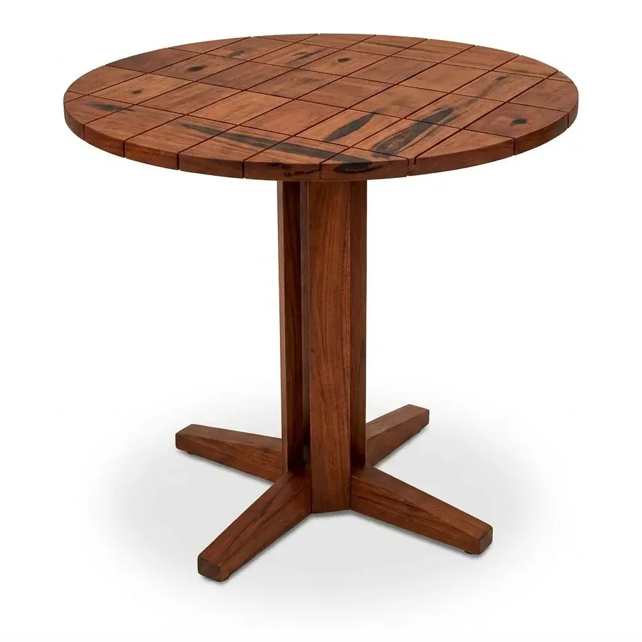 La misma mesa con tablero de listones de teca para exterior